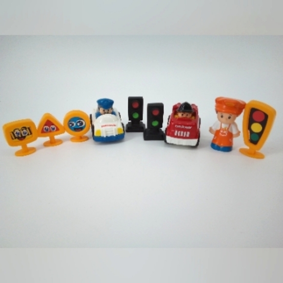 Fisher-Price Little People Mattel 2009 Police Car Fire Engine Street Lights Set - Picture 9 of 9